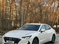 Hyundai Sonata 2021 годаfor12 500 000 тг. в Актобе – фото 2