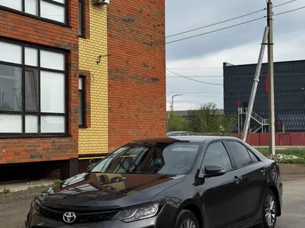 Toyota Camry 2014 года за 8 500 000 тг. в Уральск – фото 3