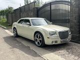 Chrysler 300C 2007 года за 5 500 000 тг. в Алматы – фото 2