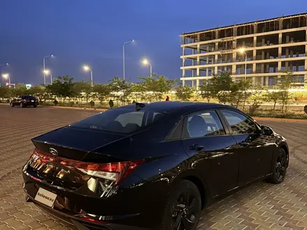 Hyundai Elantra 2021 года за 9 000 000 тг. в Актау – фото 5