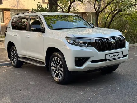 Toyota Land Cruiser Prado 2021 года за 37 500 000 тг. в Алматы – фото 35
