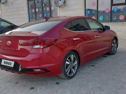 Hyundai Elantra 2018 года за 5 000 000 тг. в Актау – фото 6