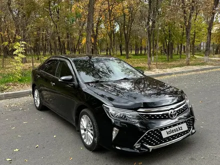 Toyota Camry 2015 года за 11 200 000 тг. в Тараз – фото 10