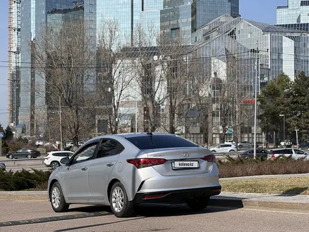 Hyundai Accent 2021 года за 7 500 000 тг. в Алматы – фото 6