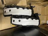 Подкрылок передний Toyota LC200 2008-2015 ORIGINAL за 25 000 тг. в Алматы