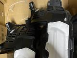 Подкрылок передний Toyota LC200 2008-2015 ORIGINAL за 25 000 тг. в Алматы – фото 4
