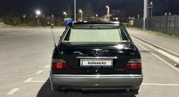 Mercedes-Benz E 220 1994 годаүшін1 900 000 тг. в Алматы – фото 3