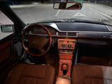 Mercedes-Benz E 220 1994 годаүшін2 000 000 тг. в Алматы – фото 5