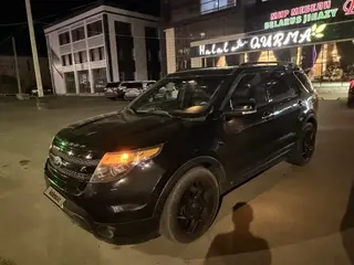 Ford Explorer