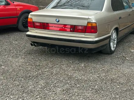 BMW 525 1991 года за 1 300 000 тг. в Караганда – фото 3