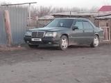 Mercedes-Benz E 220 1994 годаүшін1 850 000 тг. в Усть-Каменогорск – фото 2