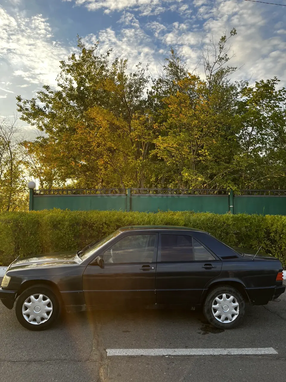 Mercedes-Benz 190, 1988