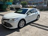 Toyota Camry 2020 годаfor14 000 000 тг. в Алматы