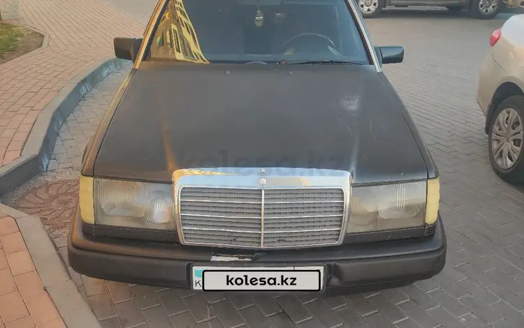 Mercedes-Benz E 220 1992 годаүшін1 300 000 тг. в Астана