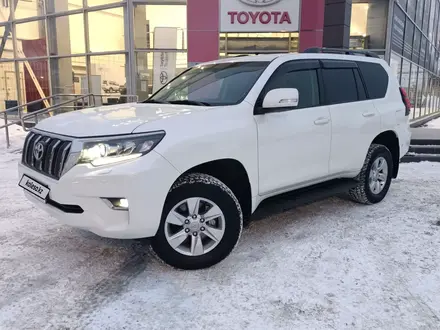 Toyota Land Cruiser Prado 2018 года за 22 390 000 тг. в Усть-Каменогорск