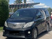 Toyota Alphard 2010 года за 12 950 000 тг. в Уральск