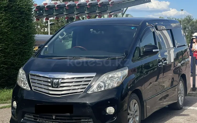 Toyota Alphard 2010 года за 12 950 000 тг. в Уральск