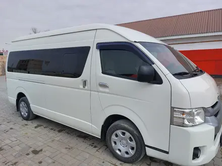 Toyota Hiace 2014 года за 16 500 000 тг. в Актау – фото 2