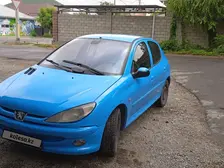 Peugeot 206, 2001