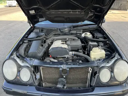 Mercedes-Benz E 230 1997 года за 1 750 000 тг. в Шымкент – фото 6