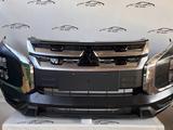 Бампер решетка молдинг на Mitsubishi ASX Outlander Sport за 25 000 тг. в Алматы