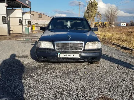 Mercedes-Benz C 180 1996 года за 1 000 000 тг. в Караганда – фото 4