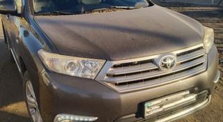 Toyota Highlander 2011 года за 12 800 000 тг. в Кокшетау