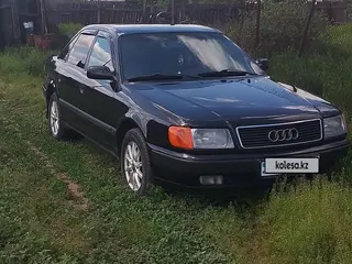 Audi 100