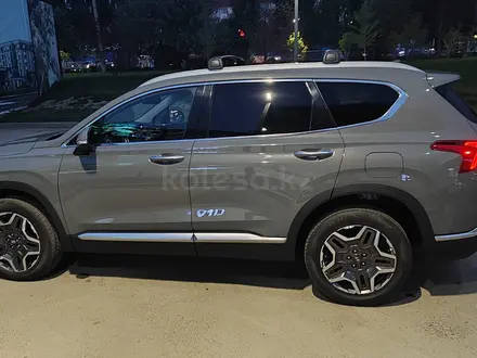 Hyundai Santa Fe 2022 года за 19 200 000 тг. в Алматы – фото 36