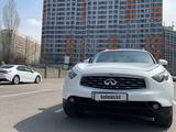 Infiniti FX50 2009 года за 10 500 000 тг. в Алматы – фото 5