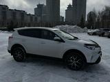 Toyota RAV4 2017 года за 11 550 000 тг. в Павлодар – фото 3