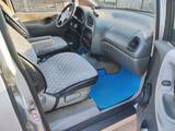 Volkswagen Sharan 1997 года за 2 350 000 тг. в Уральск – фото 3