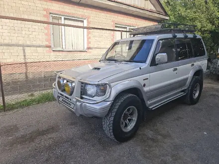 Mitsubishi Pajero 1996 года за 3 500 000 тг. в Алматы – фото 2