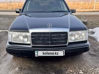 Mercedes-Benz E 220 1990 года за 1 700 000 тг. в Кордай