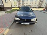Volkswagen Golf 1994 года за 1 100 000 тг. в Астана