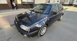 Volkswagen Golf 1994 года за 600 000 тг. в Астана – фото 5