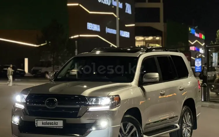 Toyota Land Cruiser 2021 годаүшін42 000 000 тг. в Алматы