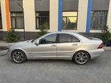 Mercedes-Benz C 180 2001 годаүшін2 200 000 тг. в Алматы – фото 2