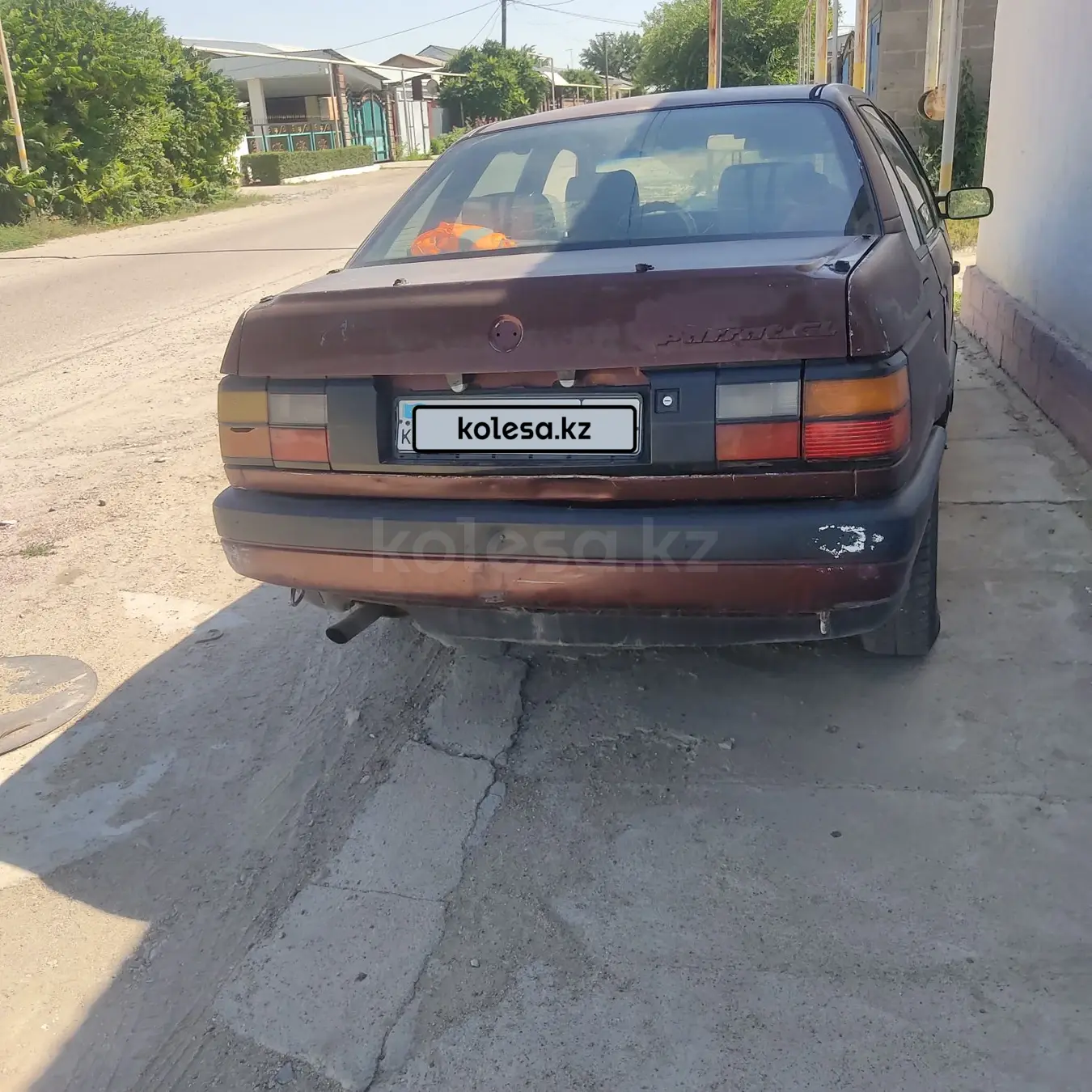 Volkswagen Passat, 1990