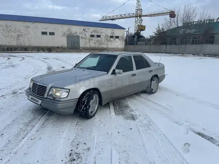 Mercedes-Benz E 280 1995 года за 3 000 000 тг. в Актобе – фото 15