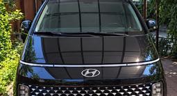 Hyundai Staria 2022 года за 18 800 000 тг. в Алматы – фото 2