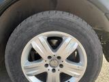 Mercedes-Benz ML 320 2002 годаfor5 250 000 тг. в Караганда – фото 3