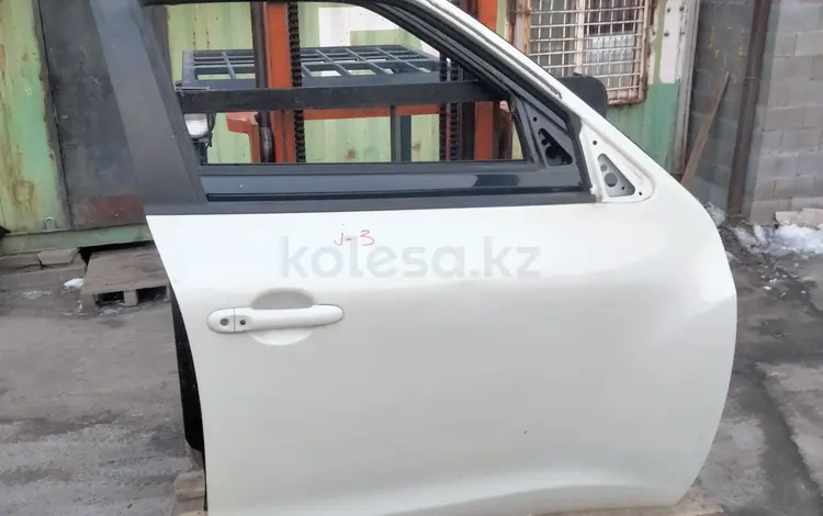 Передняя правая дверь Nissan Juke за 200 000 тг. в Алматы