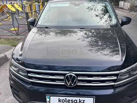 Volkswagen Tiguan 2018 года за 10 000 000 тг. в Шымкент – фото 10