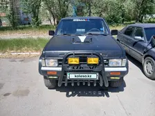 Nissan Terrano, 1988