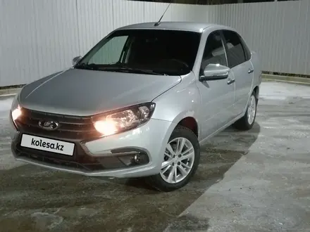 ВАЗ (Lada) Granta 2190 2023 года за 6 000 000 тг. в Уральск – фото 2