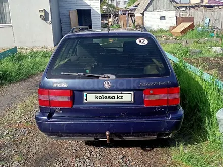 Volkswagen Passat 1995 года за 1 500 000 тг. в Петропавловск – фото 2