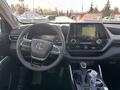 Toyota Highlander Luxe 2022 года за 31 076 400 тг. в Павлодар – фото 9