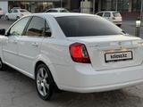 Daewoo Gentra 2014 года за 3 950 000 тг. в Шымкент – фото 4