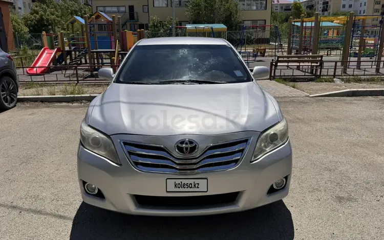 Toyota Camry 2010 года за 4 000 000 тг. в Атырау